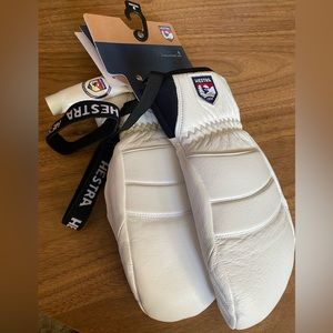 White Leather Hestra Mittens, women’s size 6
